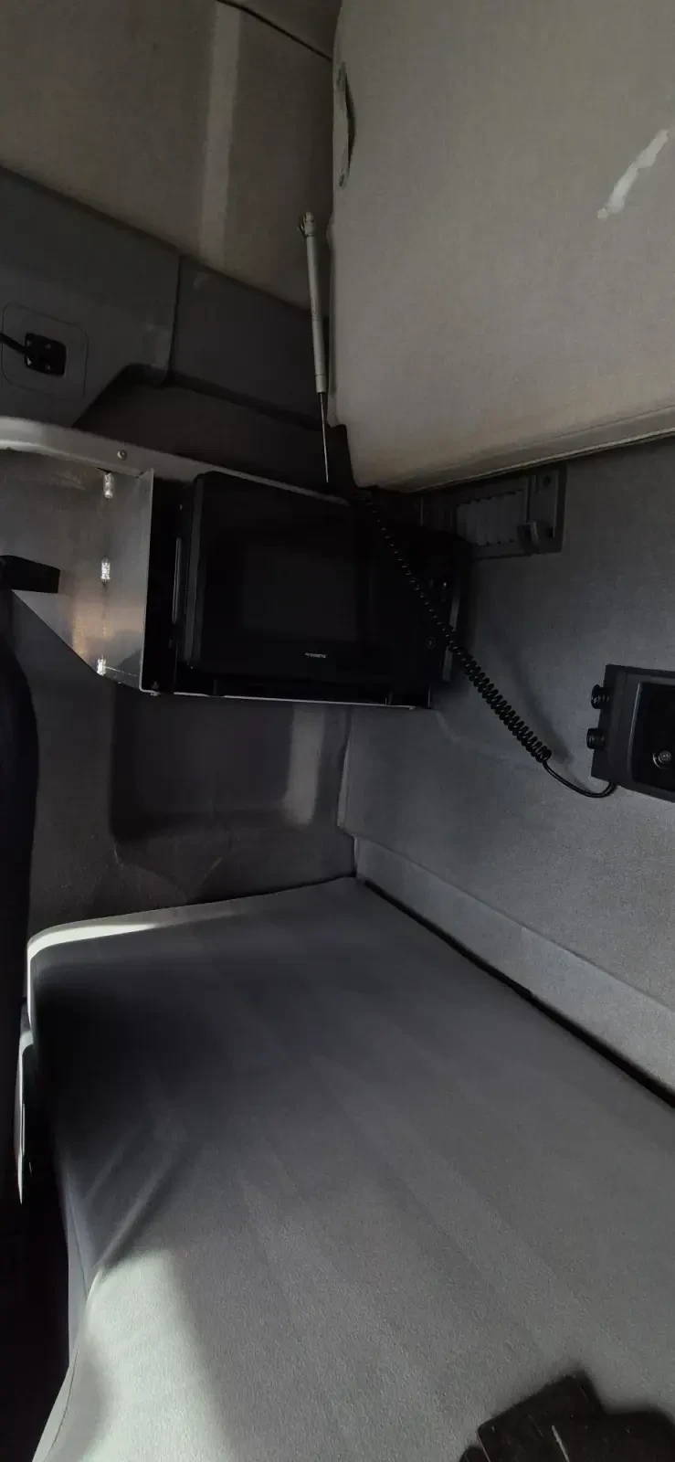 Renault T първоначална вноска - изображение 6