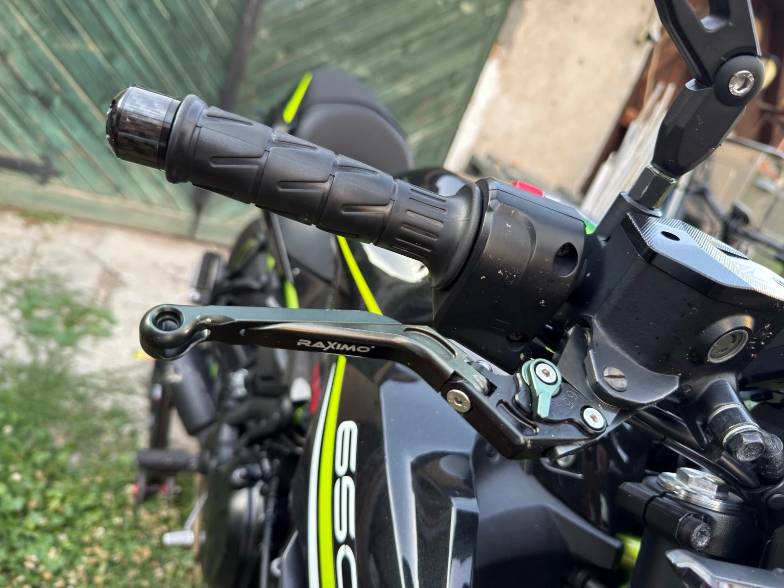 Kawasaki Z 650, снимка 4 - Мотоциклети и мототехника - 55478006