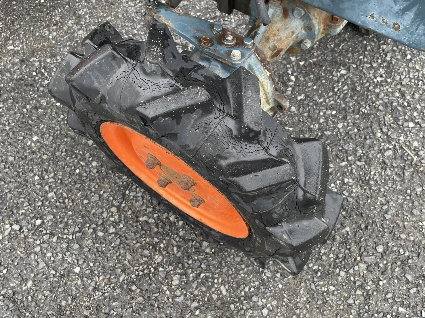 Трактор Kubota B5000DT - изображение 4