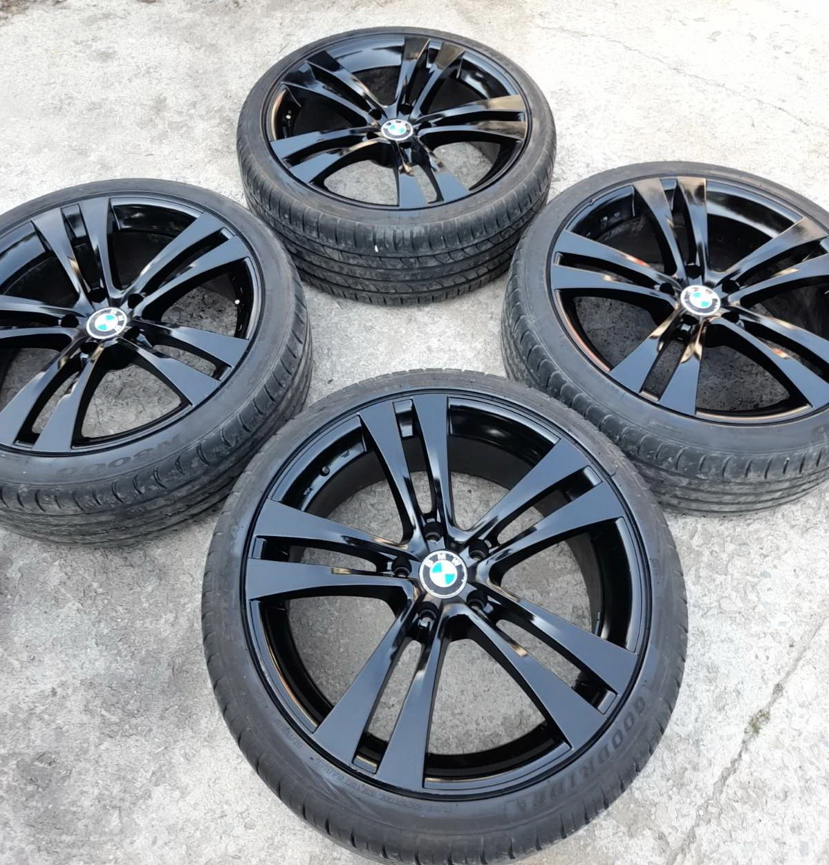    255/35R20  BMW 530 | Mobile.bg   3