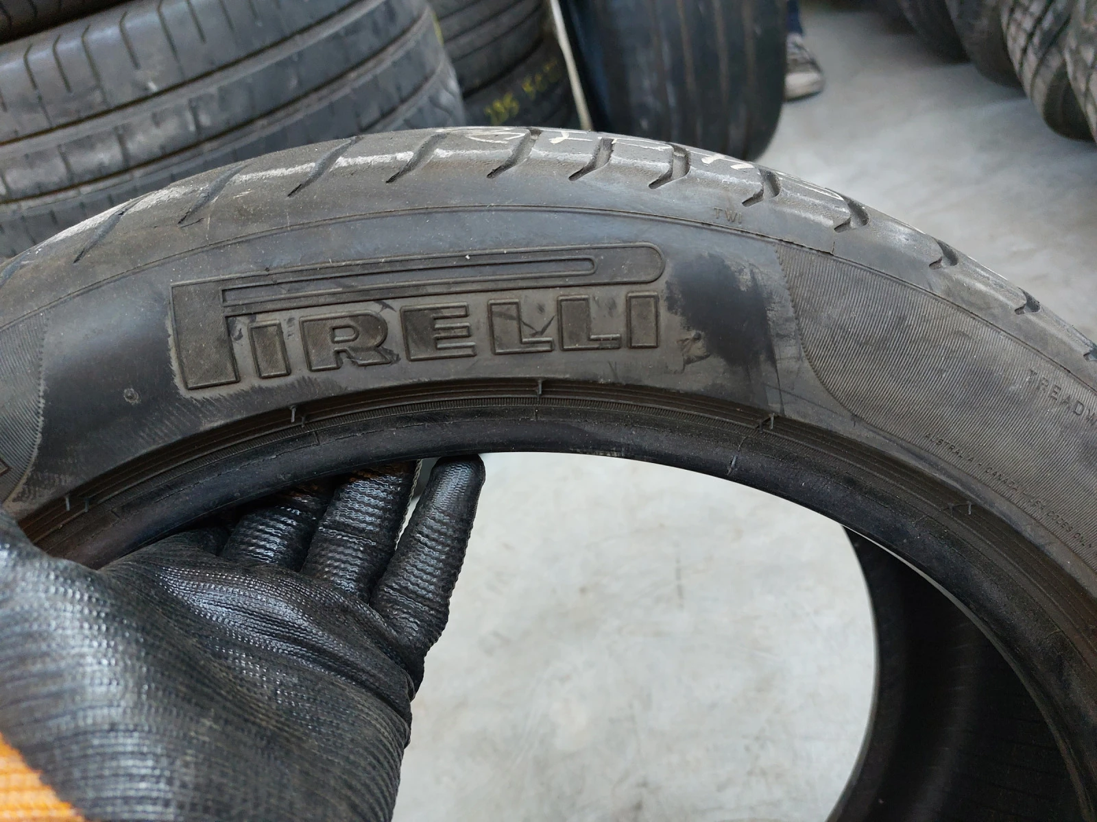 ���� 255/40R18 | Mobile.bg � ����������� 4