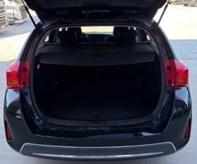 Toyota Auris 1.8 Hybrid , снимка 10