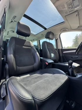 VW Sharan 2.0 TDi, 4x4, 7 места, панорама, алкантара, снимка 9