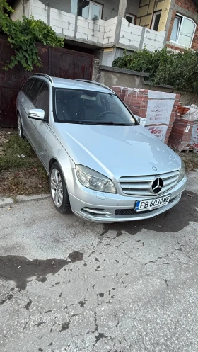 Mercedes-Benz C 220, снимка 13