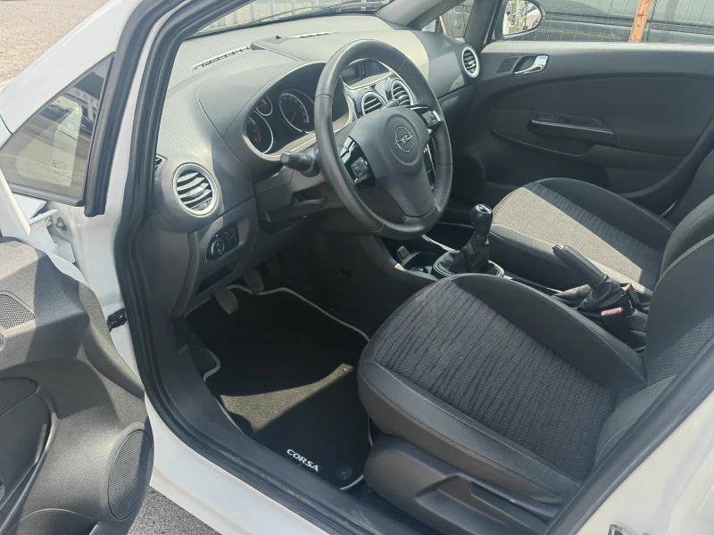 Opel Corsa 1.4 GPL , снимка 7 - Автомобили и джипове - 47070873