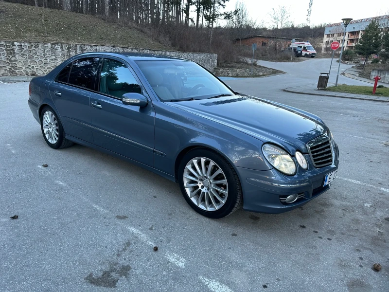 Mercedes-Benz E 320 3.2 CDI, снимка 2 - Автомобили и джипове - 47059273