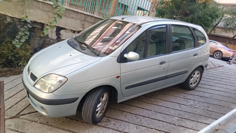 Renault Scenic 2.0i 16V IDE (140 Hp), Megane Scenic 1, снимка 1 - Автомобили и джипове - 47485684