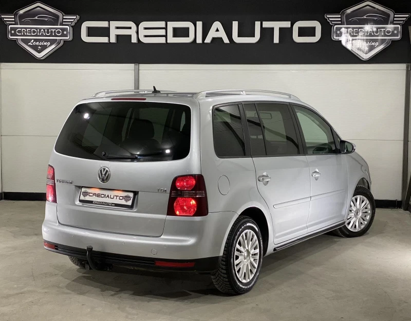 VW Touran 1.9 TDI * 105к.с.* AUTO DSG* , снимка 6 - Автомобили и джипове - 47640411