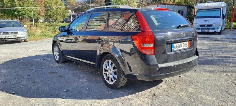 Kia Ceed 1.4i, снимка 5 - Автомобили и джипове - 47646439