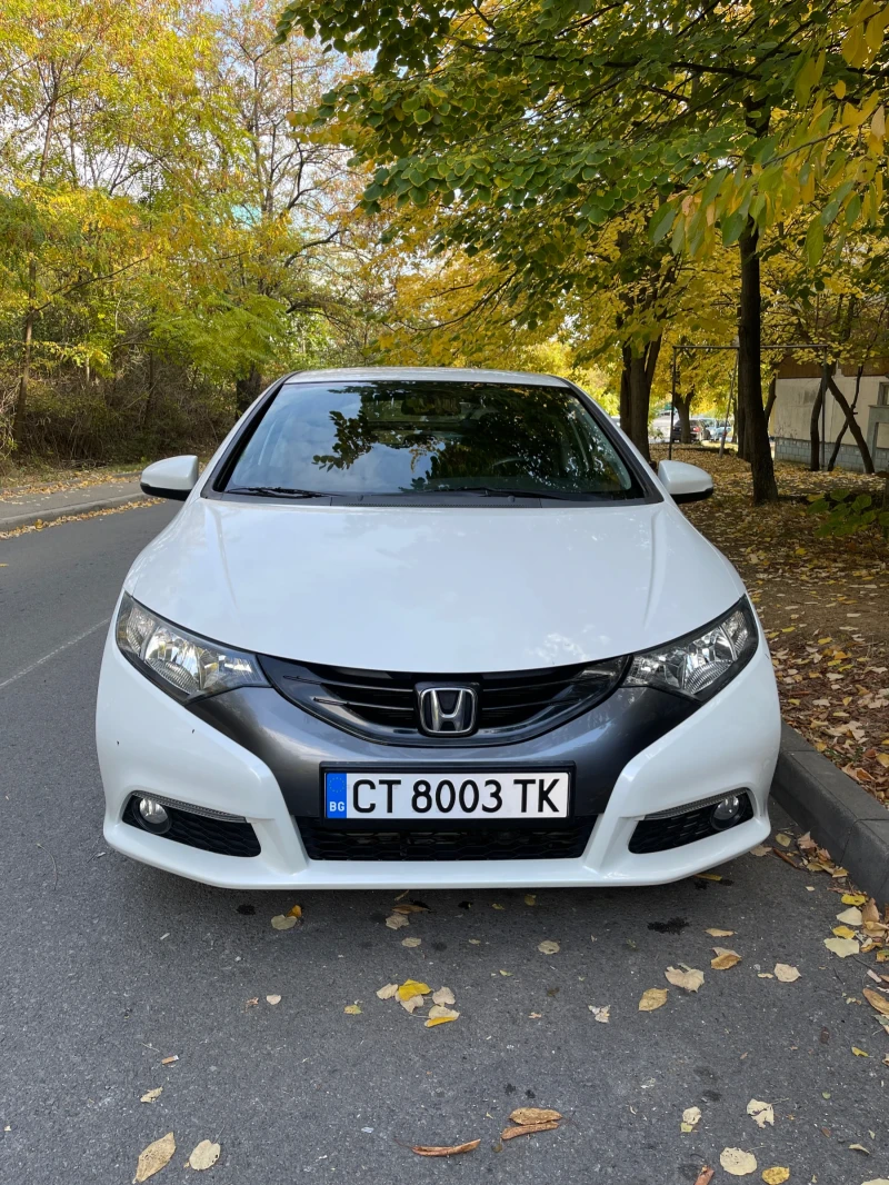 Honda Civic 1.8i Vtec 141кс. 2012г., снимка 7 - Автомобили и джипове - 47911359