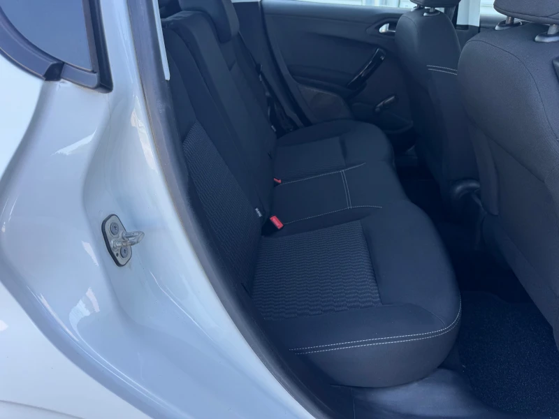Peugeot 208 1, 5hdi 102ps, евро 6D, adblue, клима, нави, мулти, снимка 12 - Автомобили и джипове - 50107616