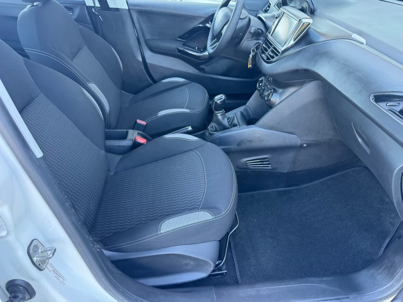 Peugeot 208 1, 5hdi 102ps, евро 6D, adblue, клима, нави, мулти, снимка 10 - Автомобили и джипове - 50107616