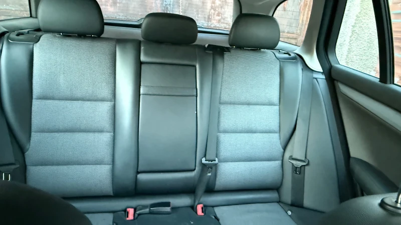 Mercedes-Benz C 220, снимка 5 - Автомобили и джипове - 52725738