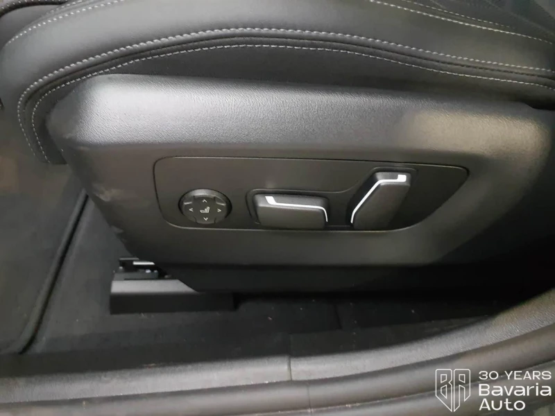 BMW i5 40 eDrive Touring M Sport Paket, снимка 12 - Автомобили и джипове - 52816930
