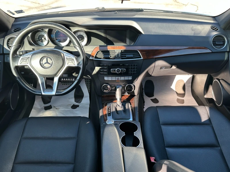 Mercedes-Benz C 300 3.5i 252 к.с. 4matic/ГАРАНЦИЯ ОТ КЕНТАВЪР, снимка 11 - Автомобили и джипове - 53155104