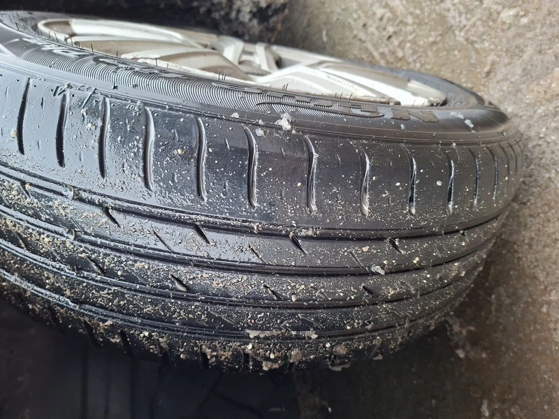 Toyota Avensis, снимка 14 - Автомобили и джипове - 53291295