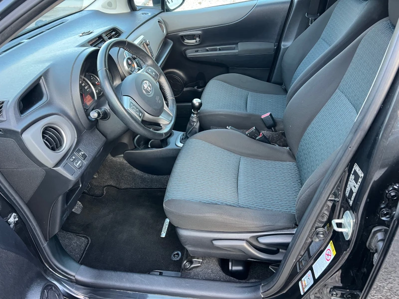 Toyota Yaris 1.4 D-4D FULL, снимка 10 - Автомобили и джипове - 53295501