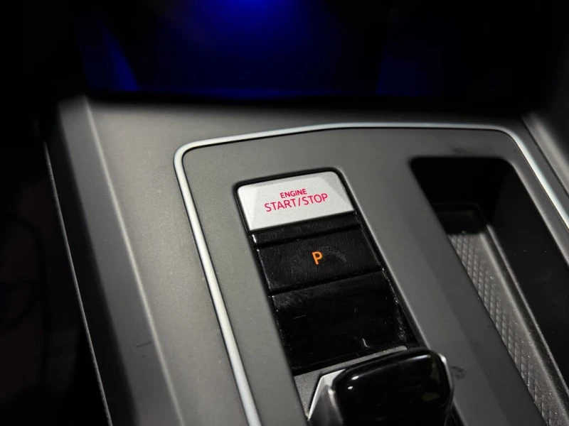 VW Golf GTI AUTOBAHN * АвтоКредит* * ЦЕНА ДО БГ* , снимка 15 - Автомобили и джипове - 53459365