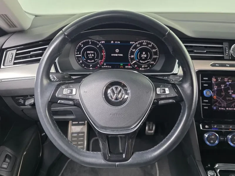 VW Arteon 2.0 Tdi Premium, снимка 14 - Автомобили и джипове - 55889077