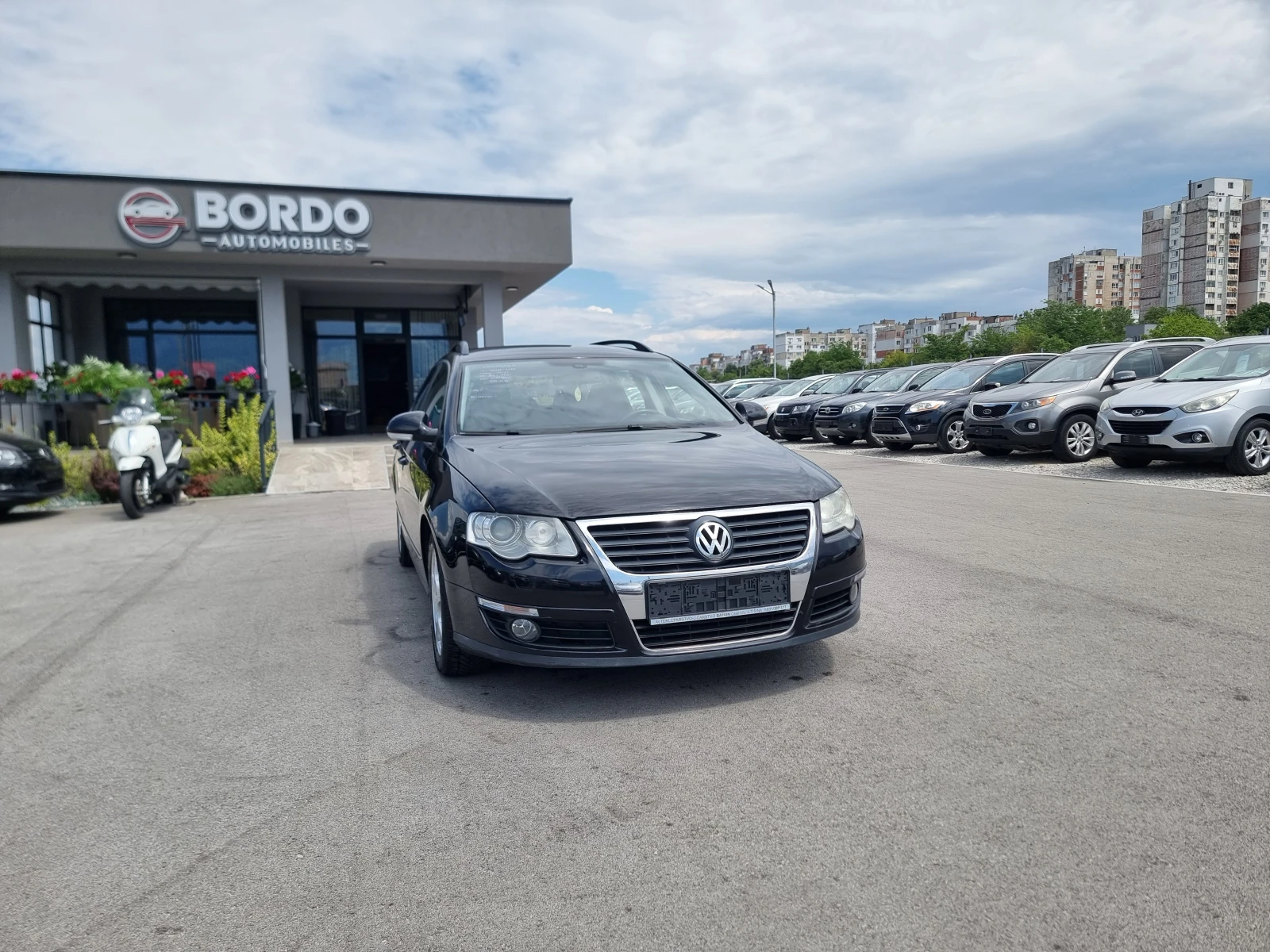 VW Passat 2.0TDI, снимка 9 - Автомобили и джипове - 49123388