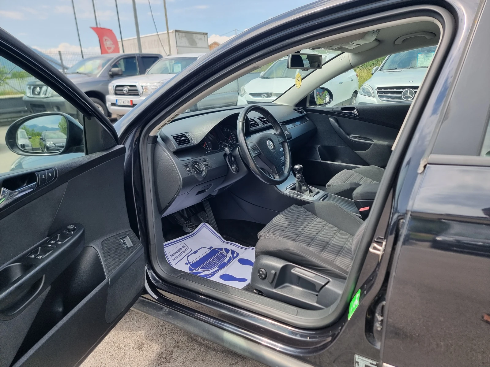 VW Passat 2.0TDI, снимка 10 - Автомобили и джипове - 49123388