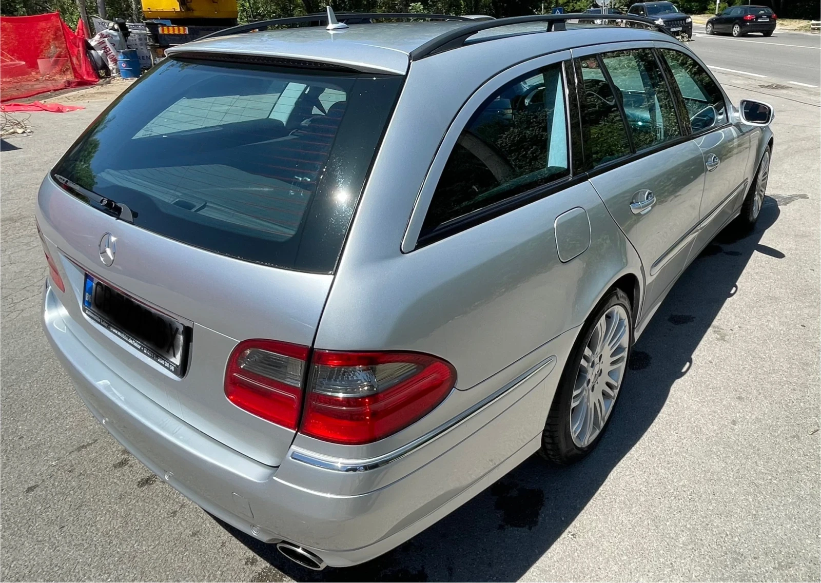 Mercedes-Benz E 320 S211  - изображение 4