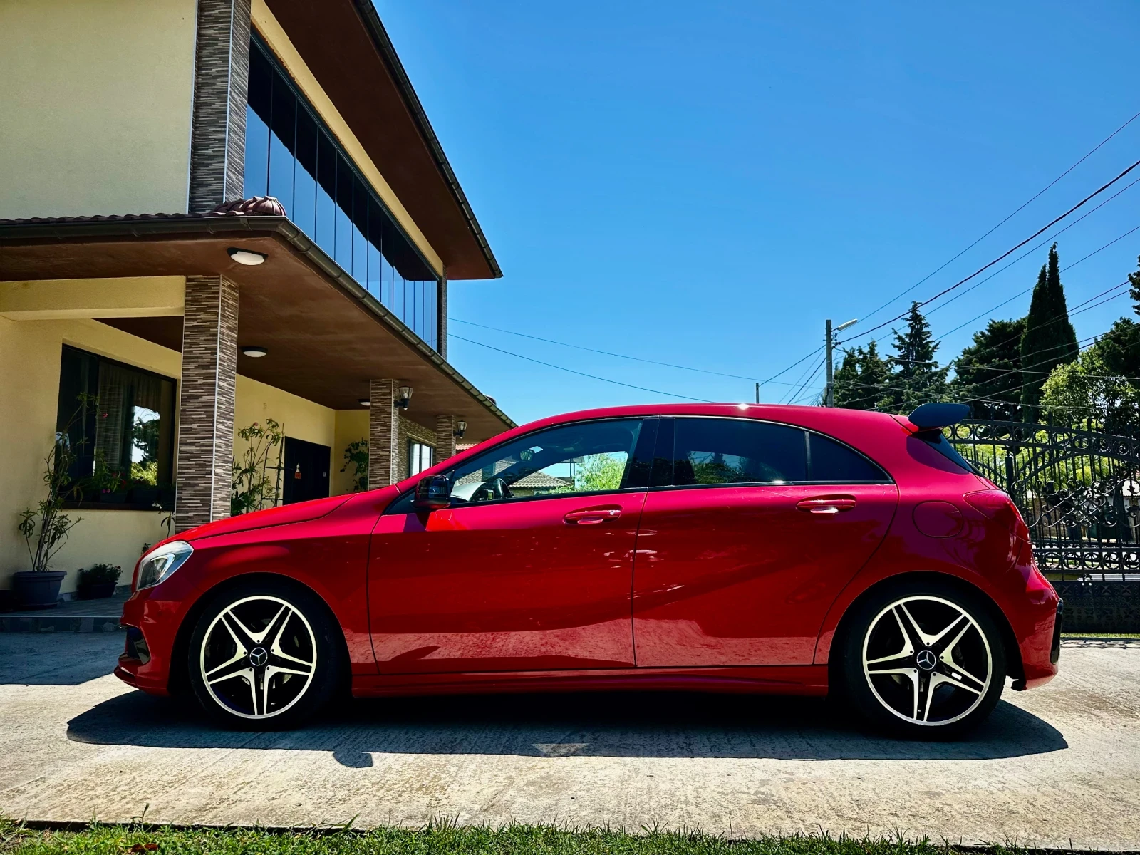 Mercedes-Benz A 200 FULL AMG OPTIC - изображение 5