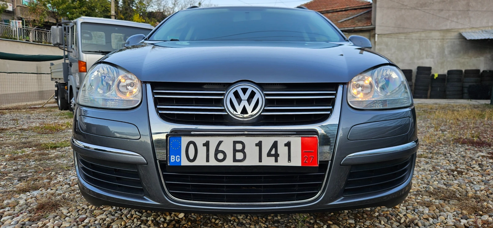 VW Golf 1, 6i* ГАЗОВ ИНЖЕКЦИОН* 2009г* КЛИМАТРОНИК* ТОП*  - изображение 7