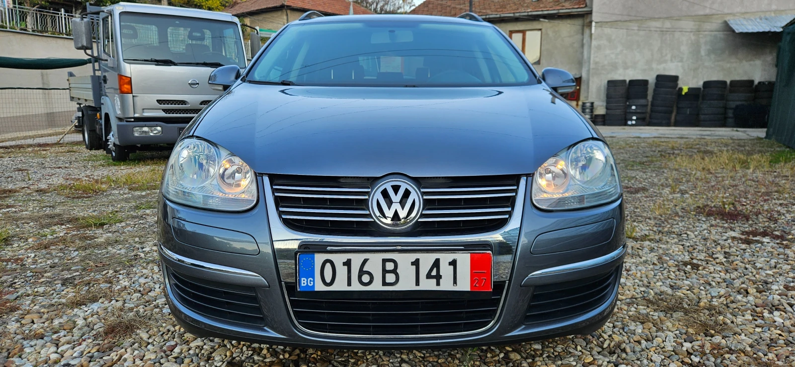 VW Golf 1, 6i* ГАЗОВ ИНЖЕКЦИОН* 2009г* КЛИМАТРОНИК* ТОП*  - изображение 2