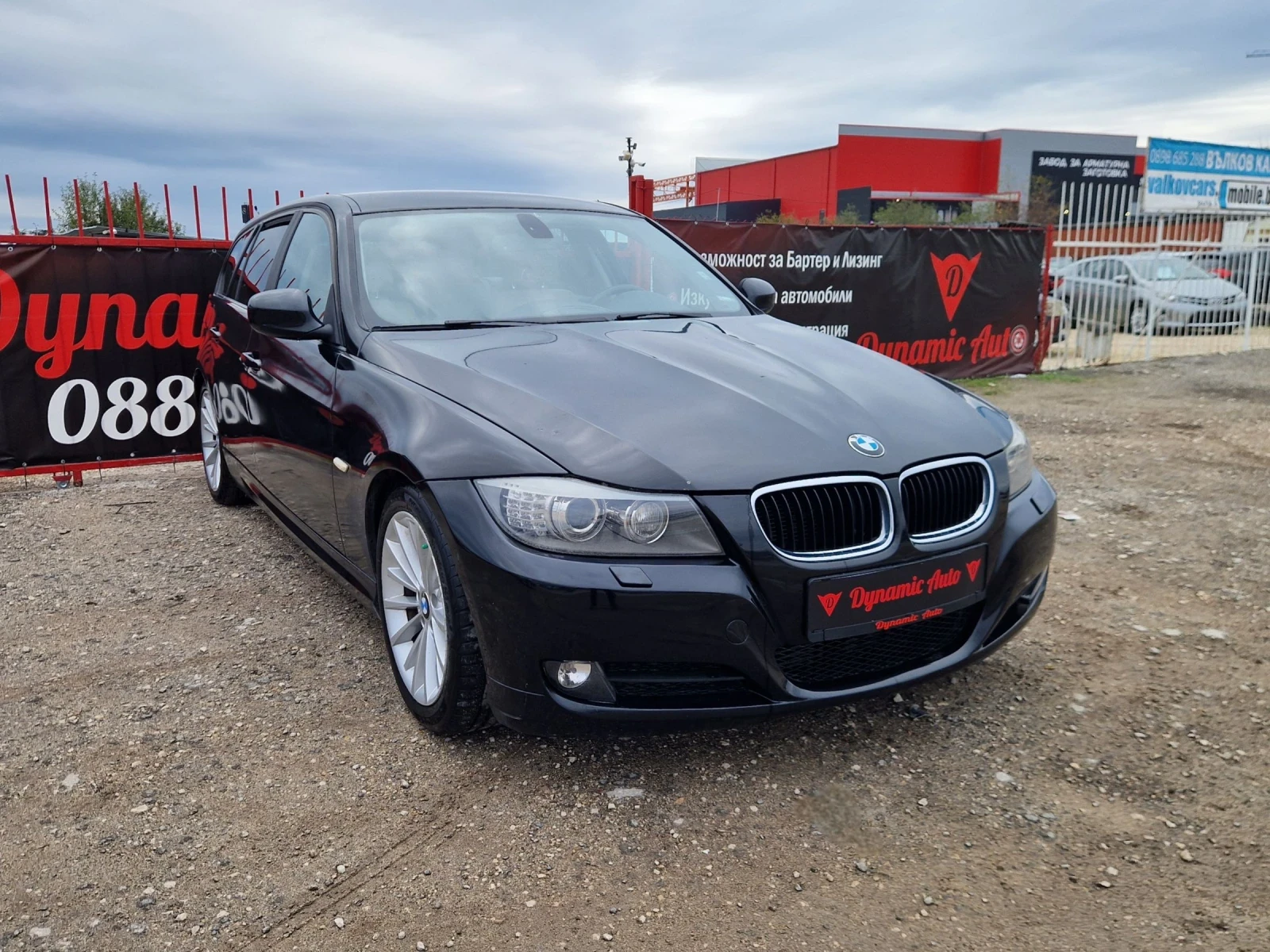 BMW 320 Регистриран / Facelift / 6ск / Бартер /Лизинг  - изображение 3