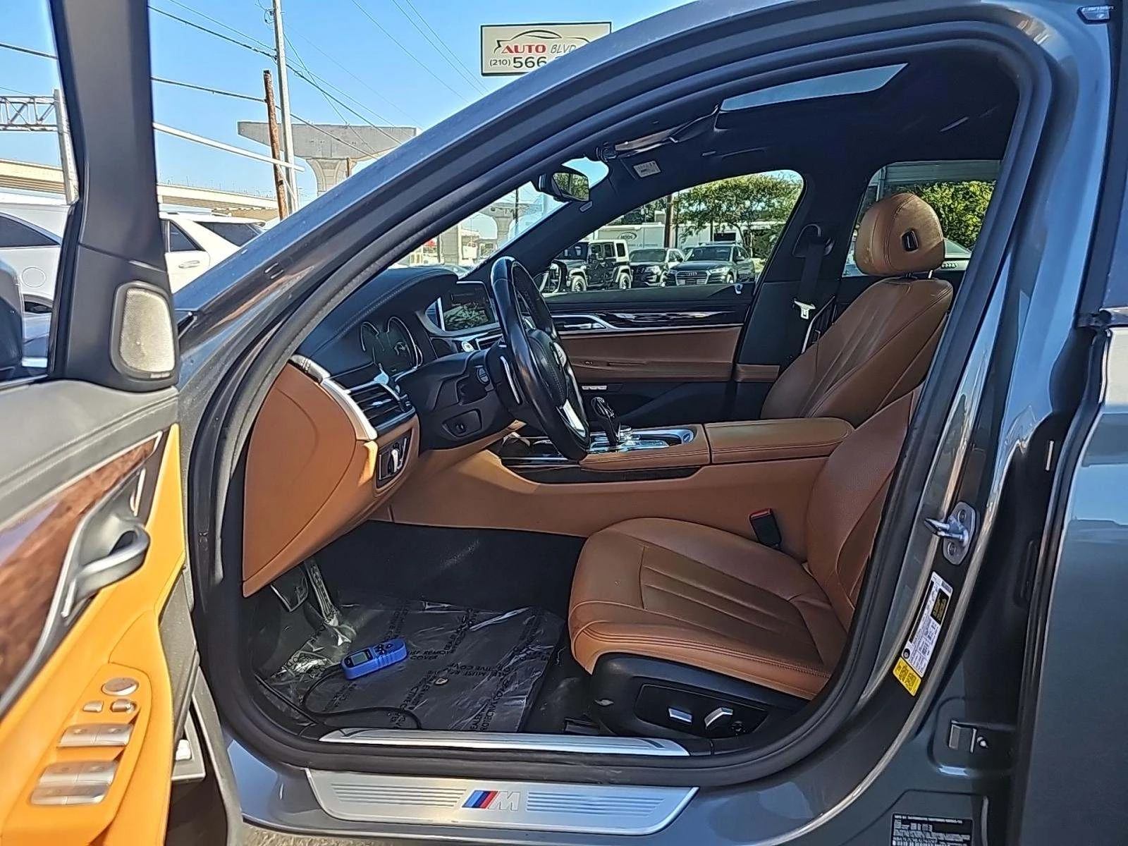 BMW 740 i ///M HEAD-UP// | Mobile.bg   5