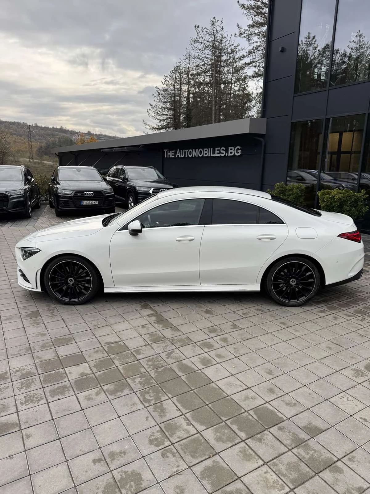 Mercedes-Benz CLA 220 AMG LINE - изображение 4