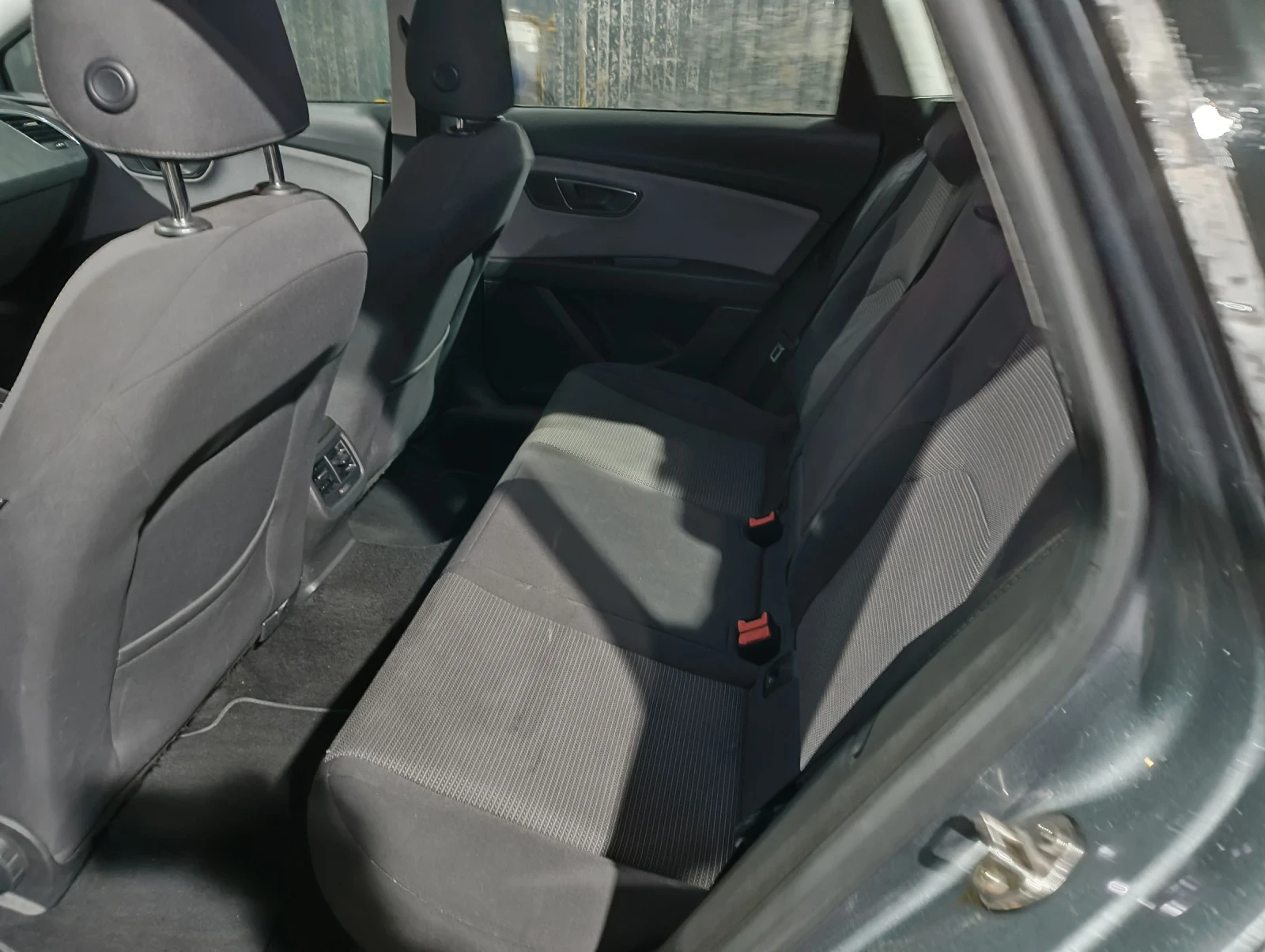 Seat Leon 1.6 TDI 115 hp - изображение 9