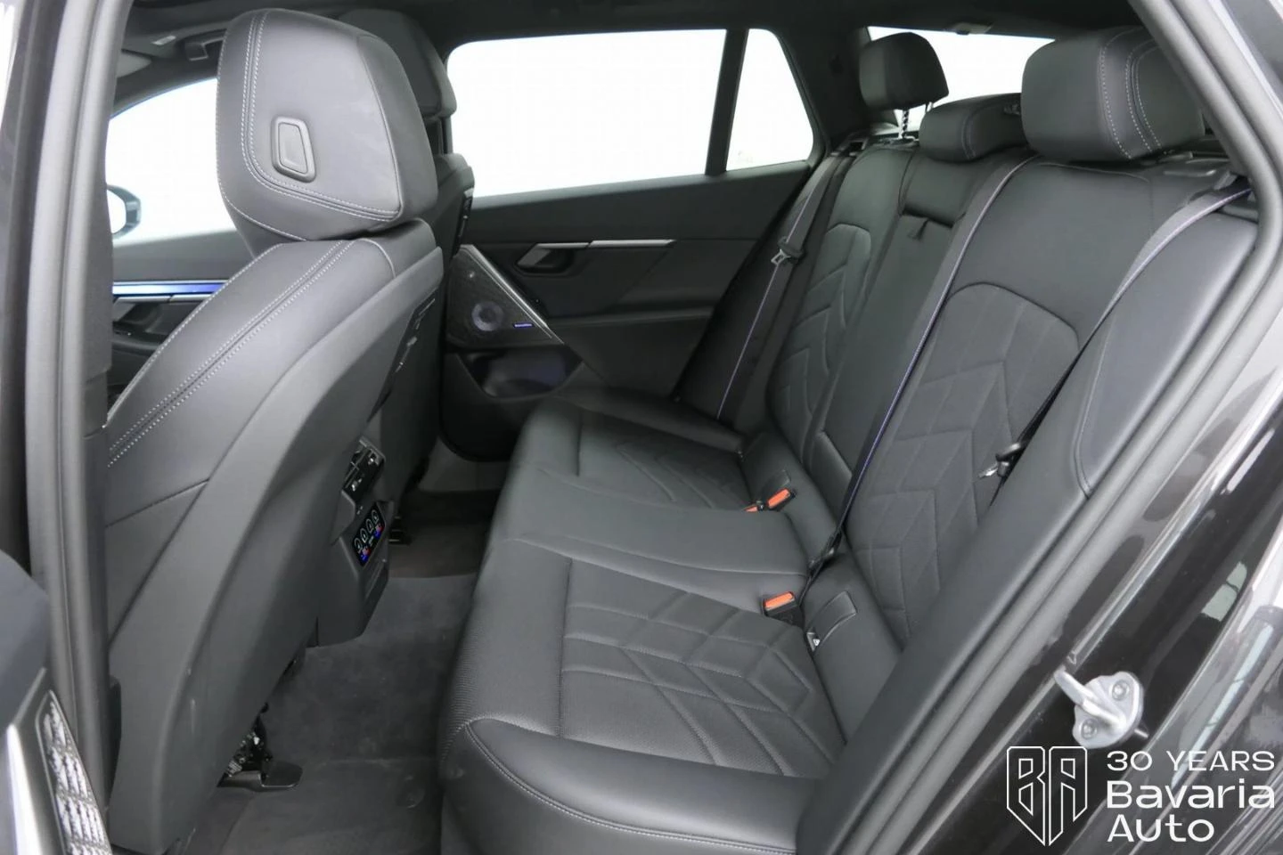 BMW i5 40 eDrive Touring M Sport Paket | Mobile.bg � ����������� 8