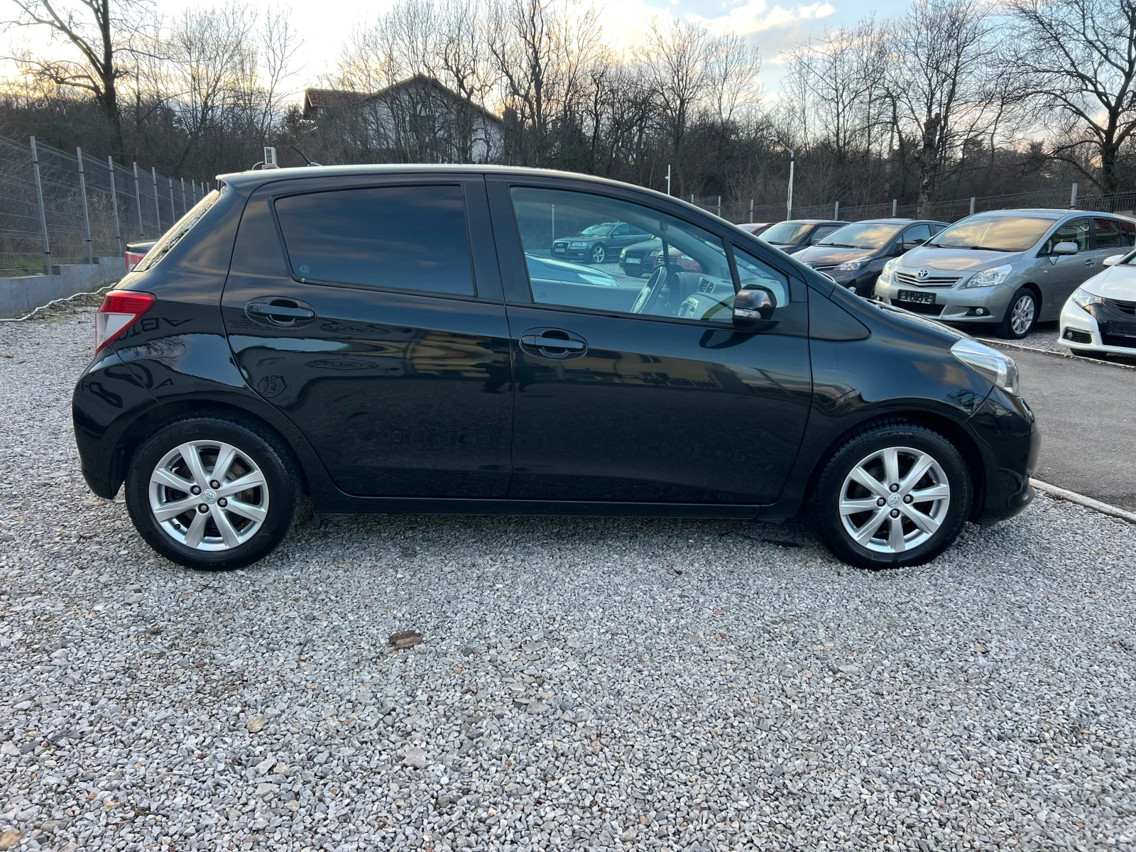 Toyota Yaris 1.4 D-4D FULL - изображение 7