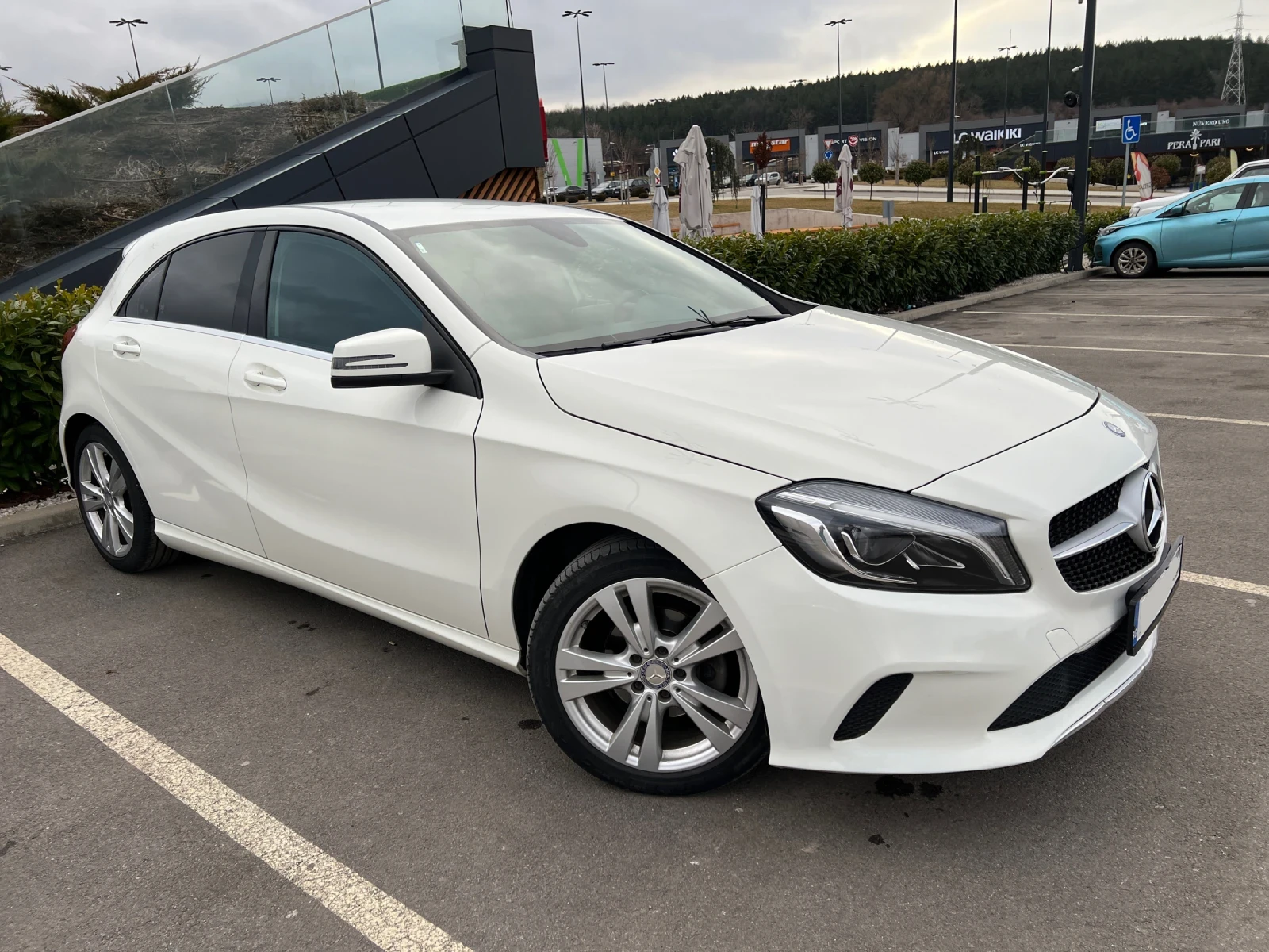 Mercedes-Benz A 180 Automatic, Distronic, Camera, Led performance Bi x - изображение 2