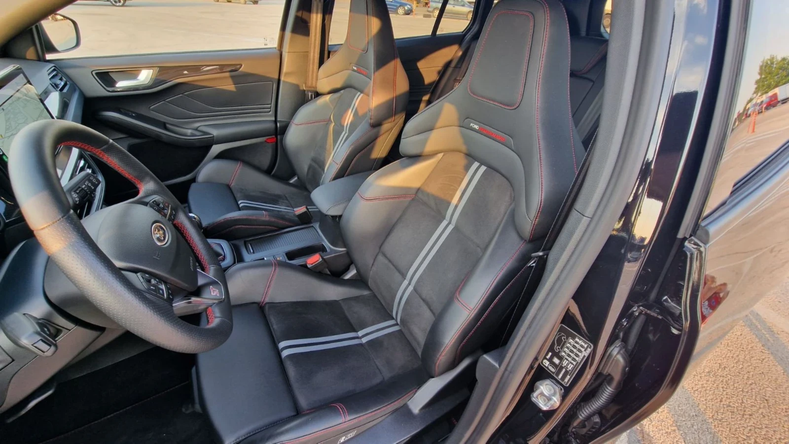 Ford Focus ST, снимка 11 - Автомобили и джипове - 53835809