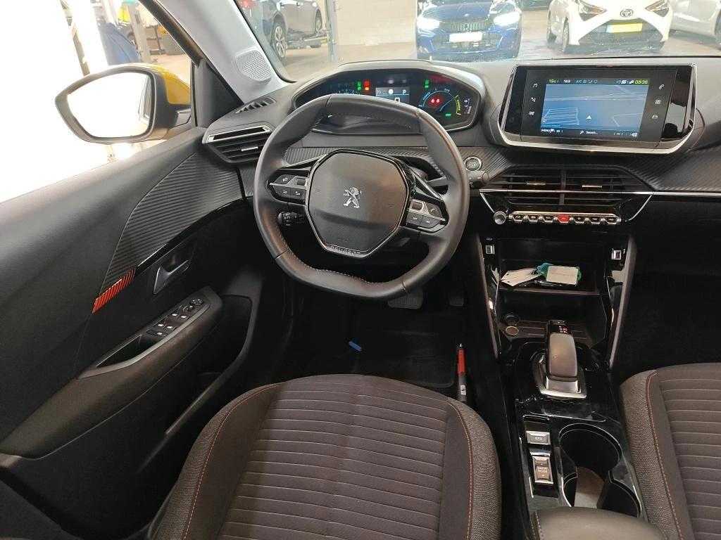 Peugeot 208 e-208 50 kWh Active, снимка 11 - Автомобили и джипове - 53963802