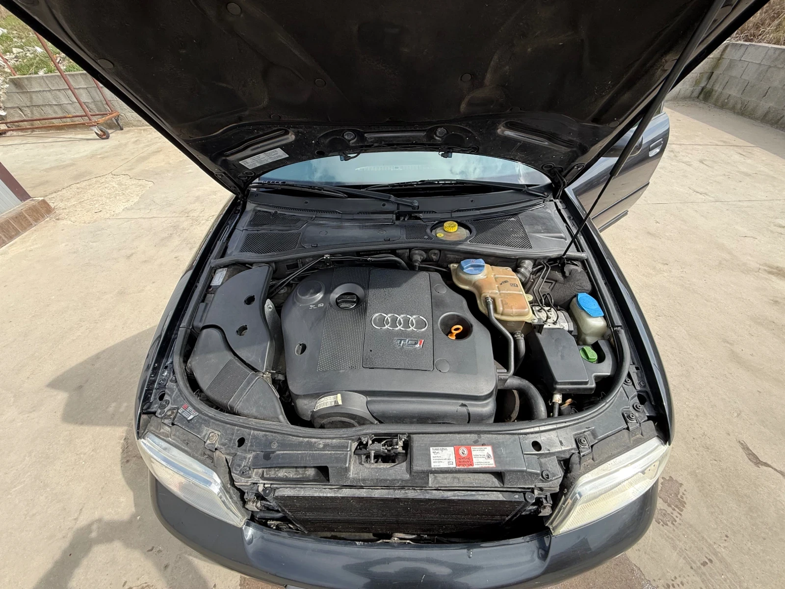 Audi A4 1.9 tdi 116 к.с., снимка 8 - Автомобили и джипове - 54017627