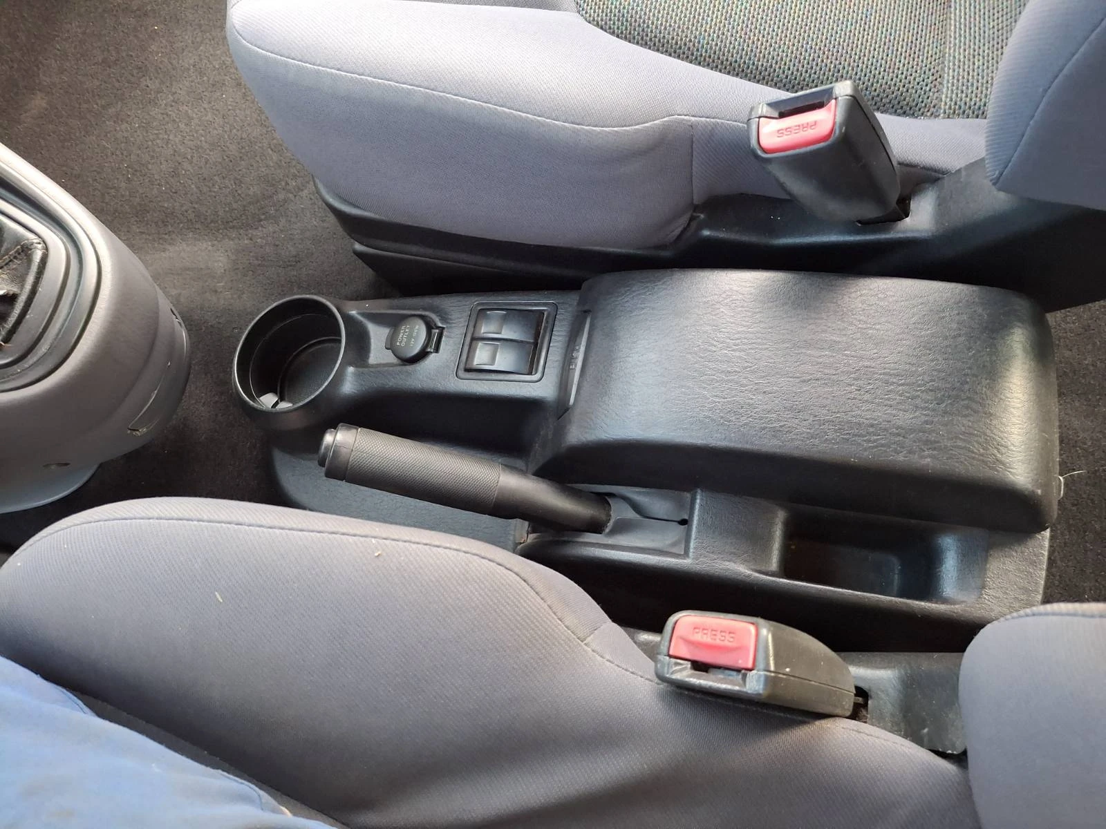 Hyundai Matrix, снимка 8 - Автомобили и джипове - 54313691