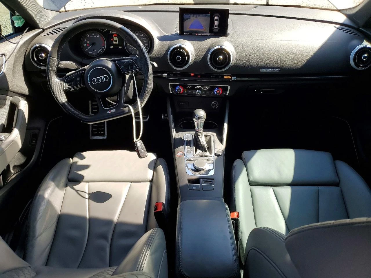 Audi S3 2.0l Premium Plus, снимка 8 - Автомобили и джипове - 54496813