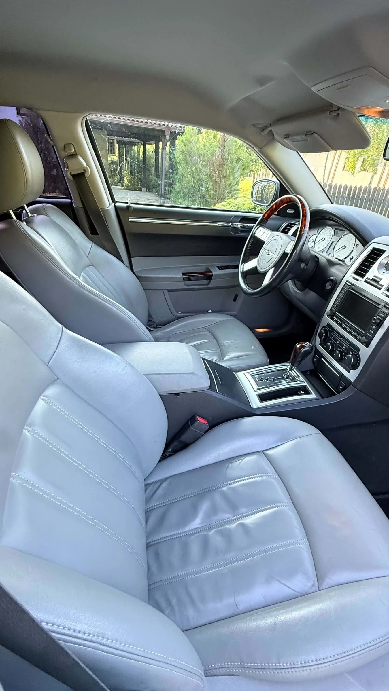 Chrysler 300c ��� ������ 253�.� ��� ���� �������� | Mobile.bg � ����������� 10