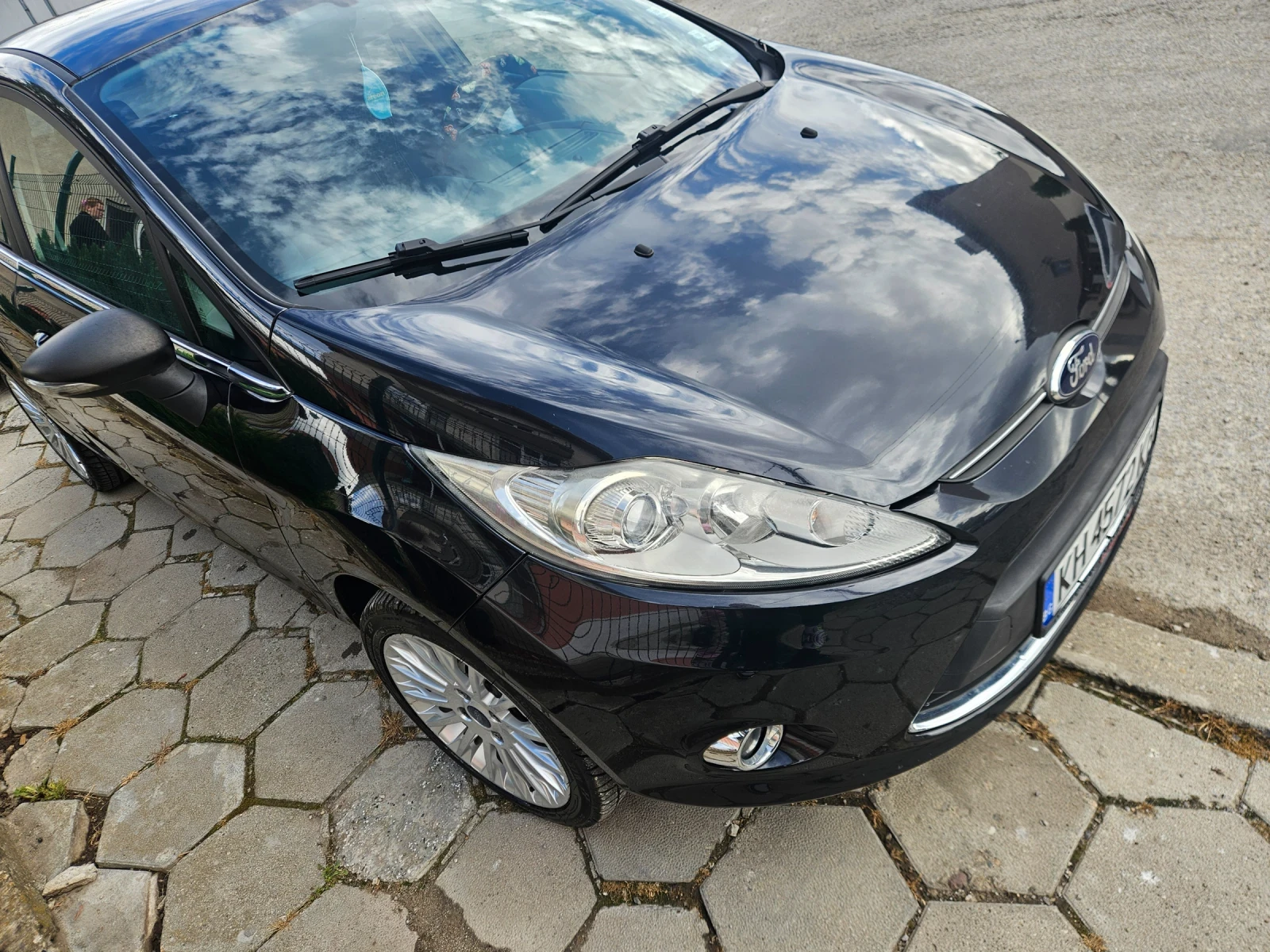 Ford Fiesta 1.6TDCI 95к.с Titanium Keylles, снимка 5 - Автомобили и джипове - 54653861
