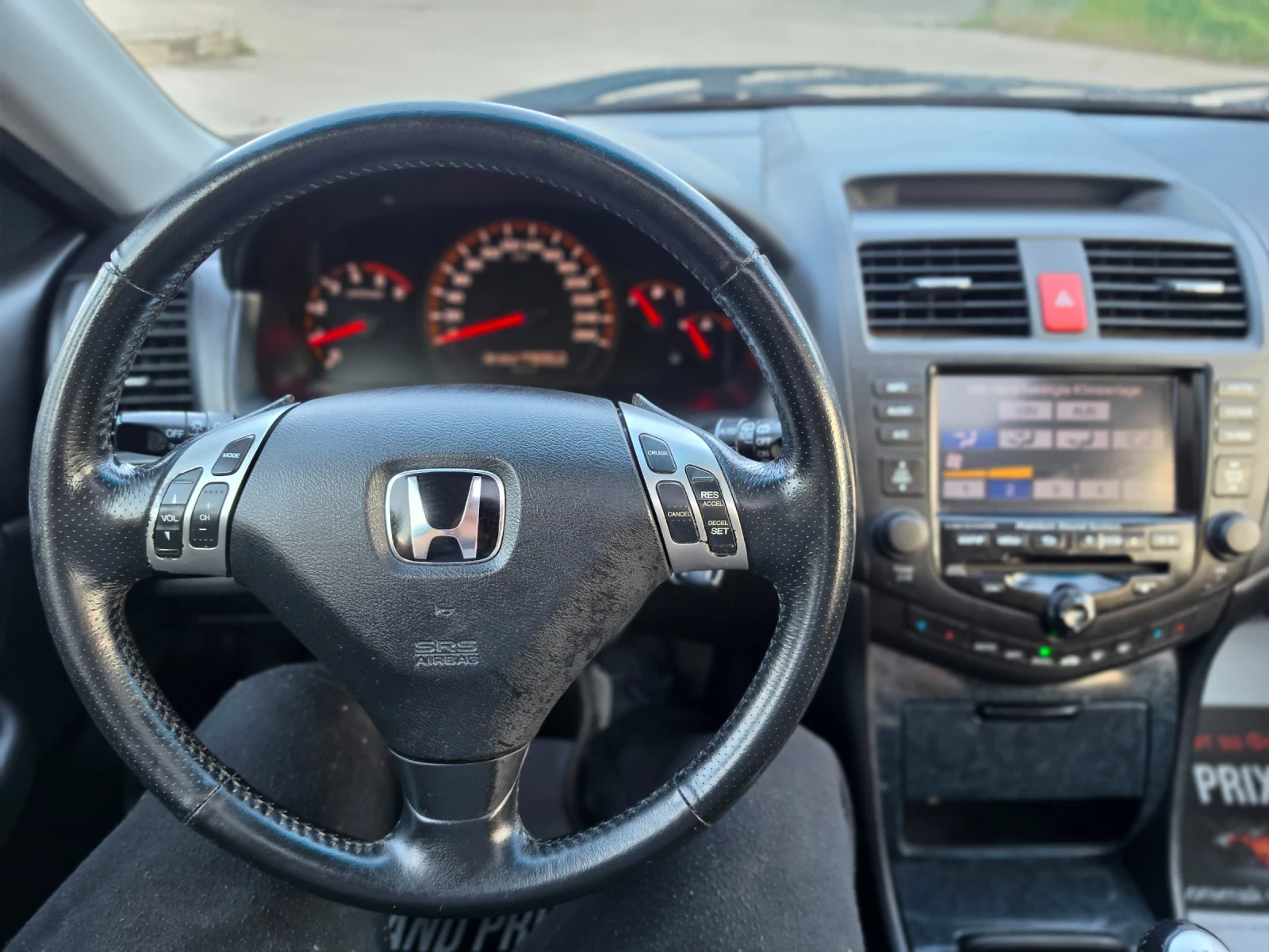 Honda Accord 2.2i-CDTi 140hp * НАВИ * ПОДГРЕВ *  EURO 4 * , снимка 14 - Автомобили и джипове - 54663489