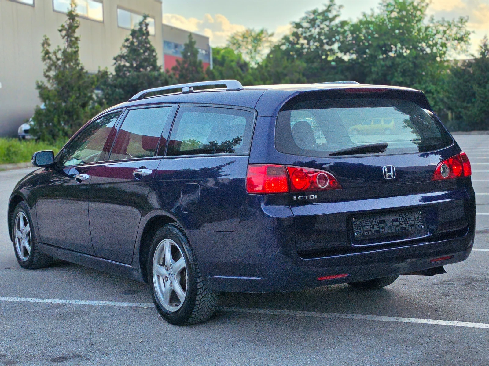 Honda Accord 2.2i-CDTi 140hp * НАВИ * ПОДГРЕВ *  EURO 4 * , снимка 6 - Автомобили и джипове - 54663489