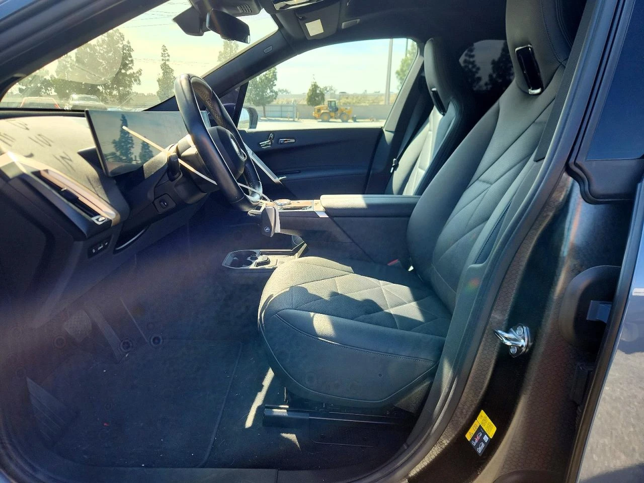 BMW iX xDrive50, снимка 6 - Автомобили и джипове - 54705954