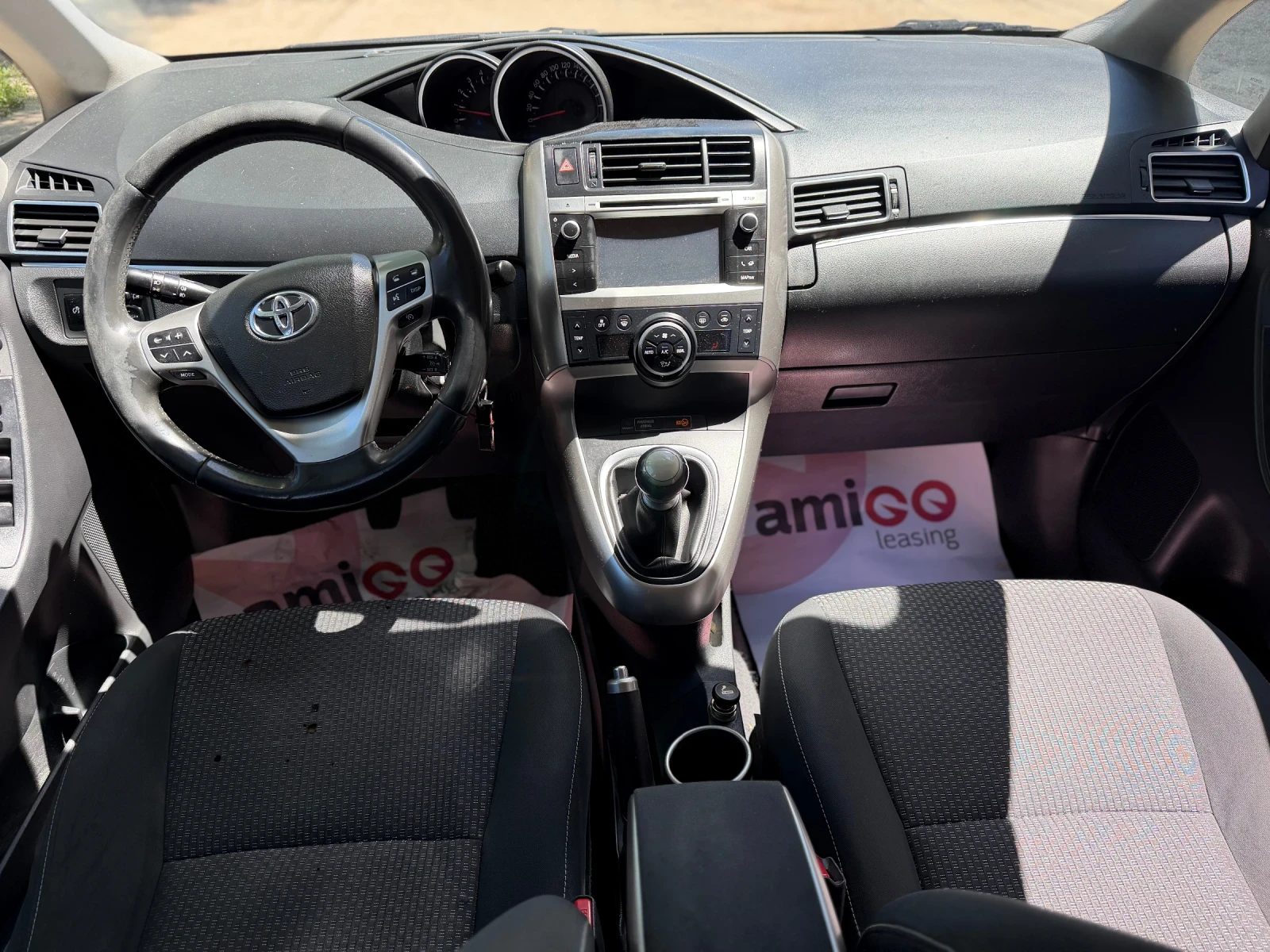 Toyota Verso, снимка 10 - Автомобили и джипове - 54715990