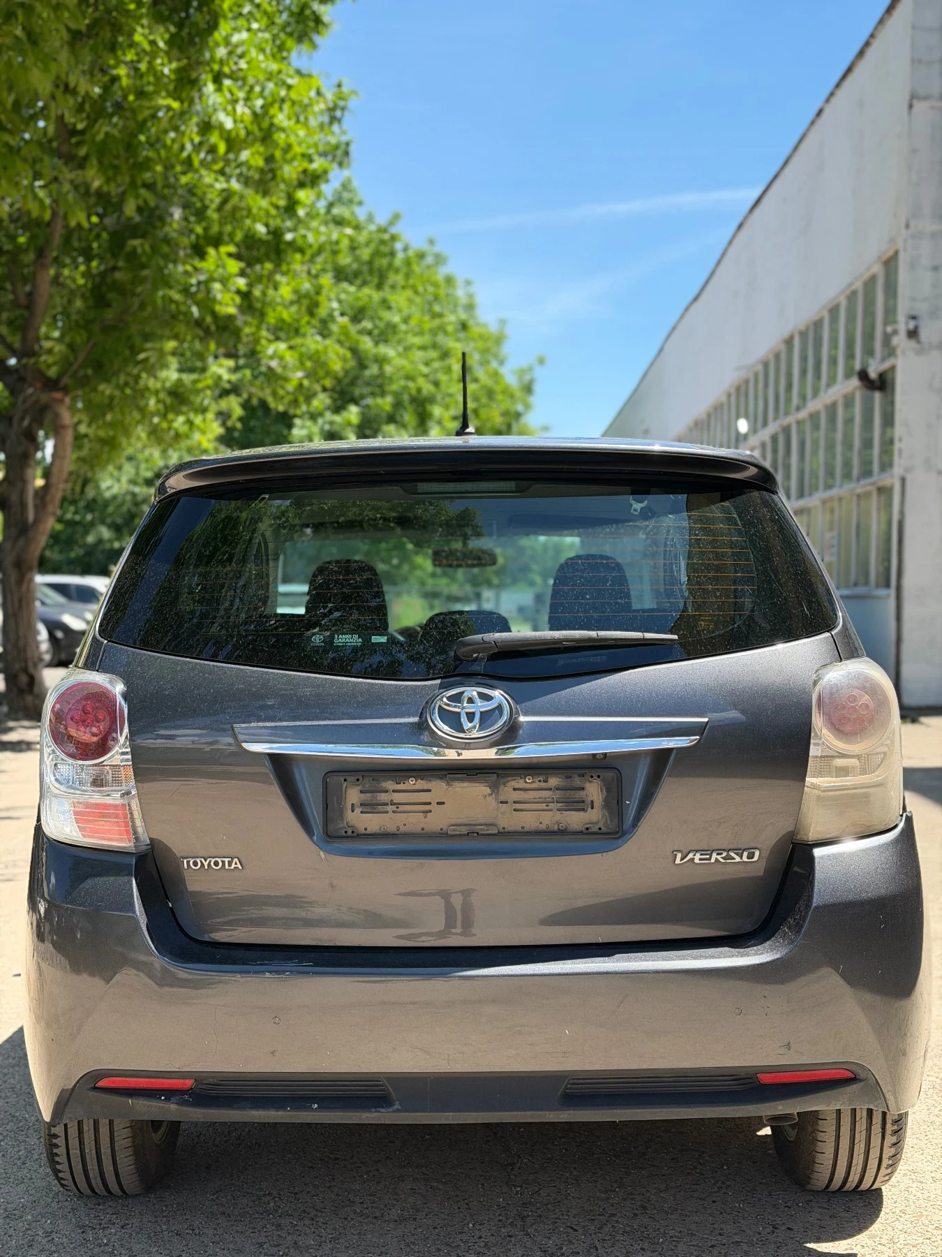 Toyota Verso, снимка 8 - Автомобили и джипове - 54715990