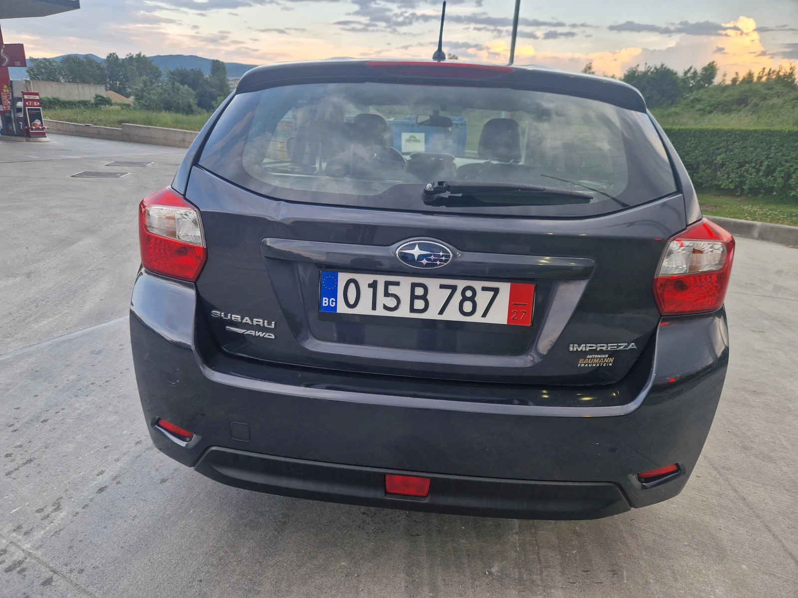 Subaru Impreza 1.6I/4х4/114кс, снимка 6 - Автомобили и джипове - 54743761