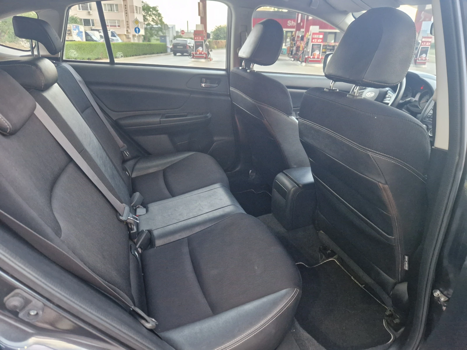 Subaru Impreza 1.6I/4х4/114кс, снимка 13 - Автомобили и джипове - 54743761
